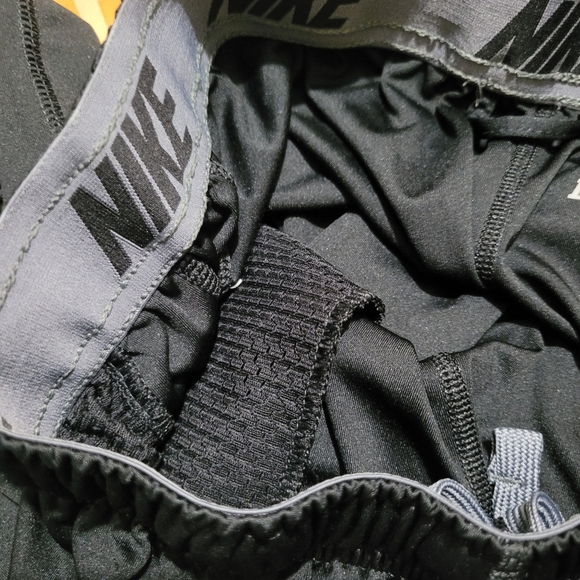 Men Size Large Nike Dri-fit Athletic Shorts Color Black - Picture 6 of 9